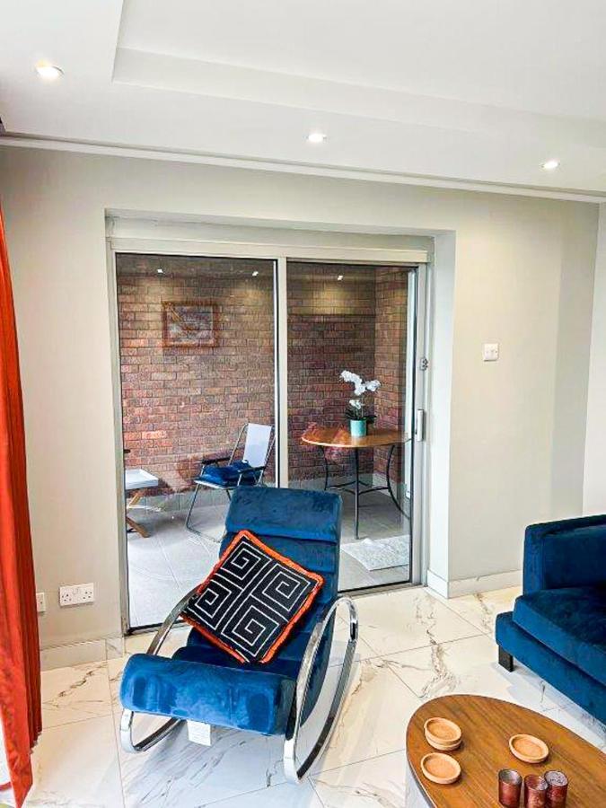 Modern Luxurious Apartment W/ Patio Balcony & View Jordanstown Zewnętrze zdjęcie